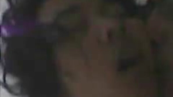 Кејти Џордин не само што е неверојатно убава, нејзиниот ентузијазам е тотално неодолив. Овде, таа му го дава на својот љубовник времето од неговиот живот.