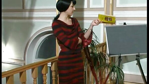 Ники Симс 4-ти јули мастурбација на базен